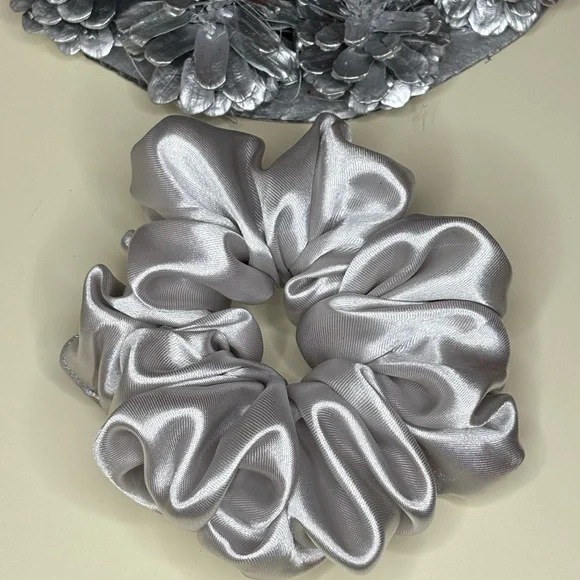 Christmas Silver Satin Hair Scrunchie in Gift Box - Picture 4 of 4